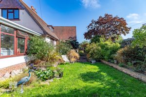 Photo 32- click for photo gallery